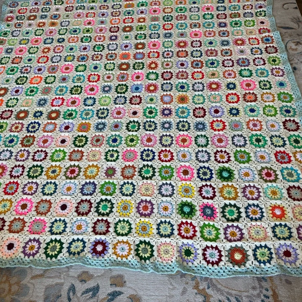 Granny square flower Blanket throw afghan 87” x 87”